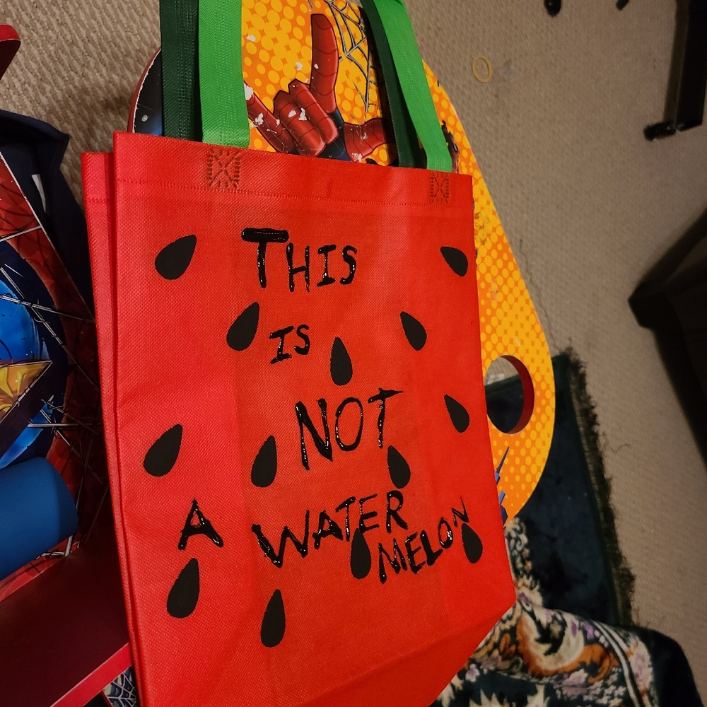 Watermelon bag - Picture 3 of 3